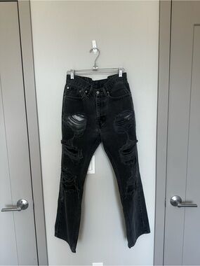 Levi's Black Women's Distressed Jeans